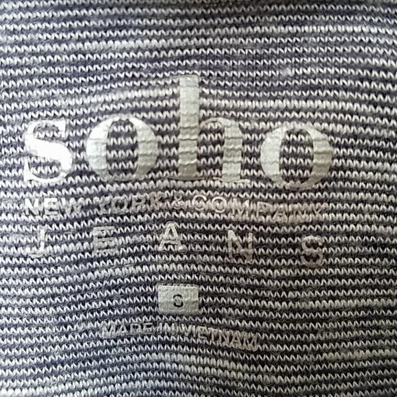 🎪⭐Soho New York & Company Jeans Gray Top - Picture 2 of 8